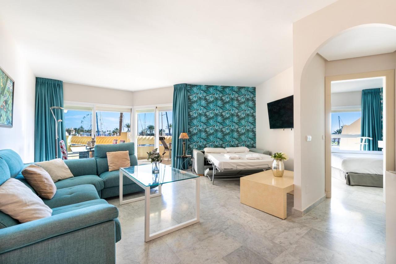 Wintowinrentals Luxury And Sea View Inside Puerto Marina Benalmádena Eksteriør bilde