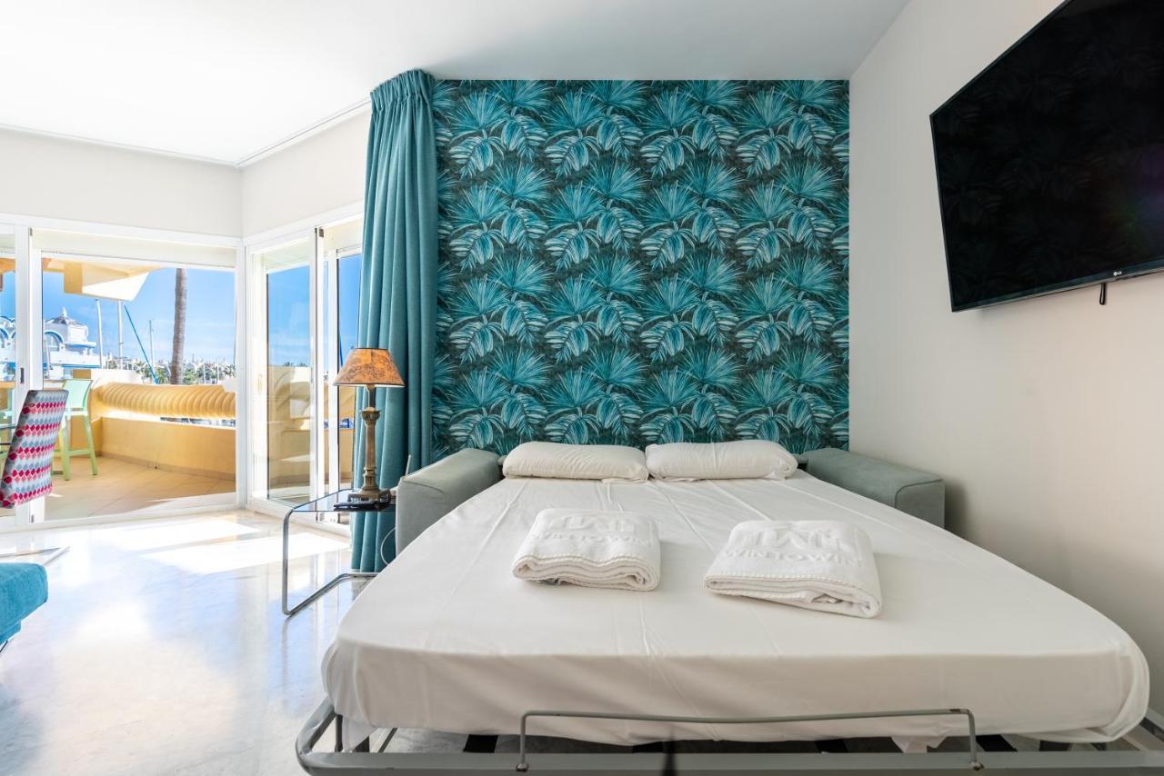 Wintowinrentals Luxury And Sea View Inside Puerto Marina Benalmádena Eksteriør bilde