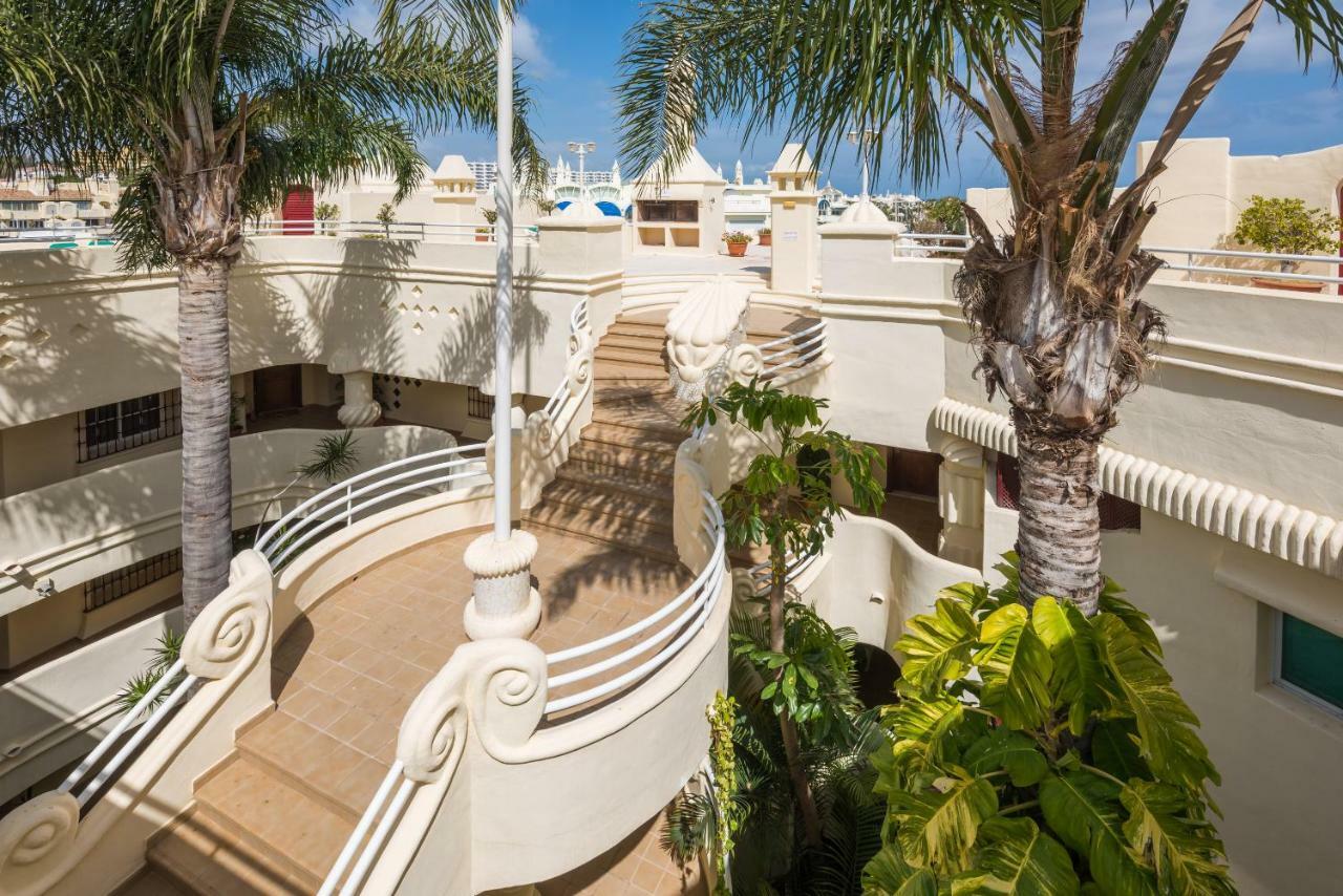 Wintowinrentals Luxury And Sea View Inside Puerto Marina Benalmádena Eksteriør bilde